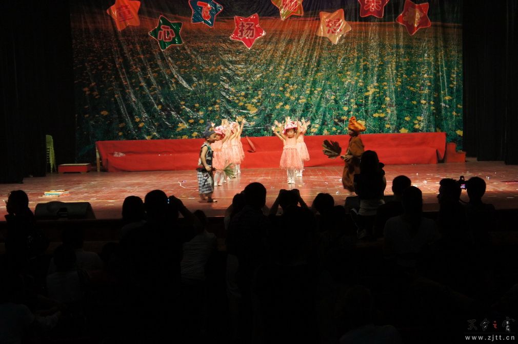 DSC01064_调整大小.JPG