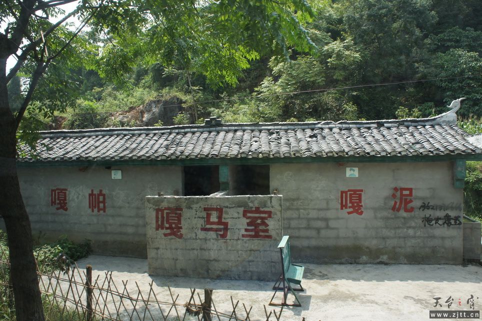 DSC02800_缩小大小.JPG