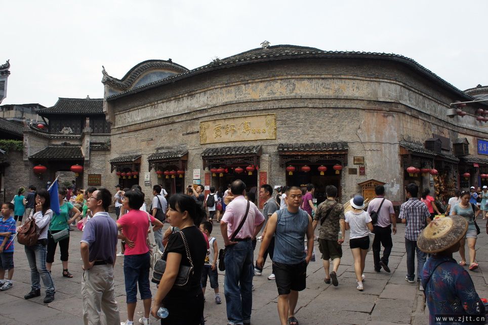 DSC02893_缩小大小.JPG