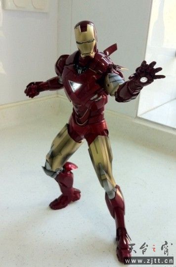 钢铁侠.jpg