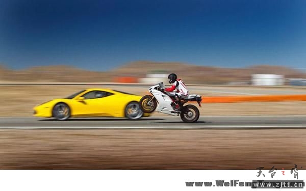 ferrari-458-ducati-1198-S-1.jpg