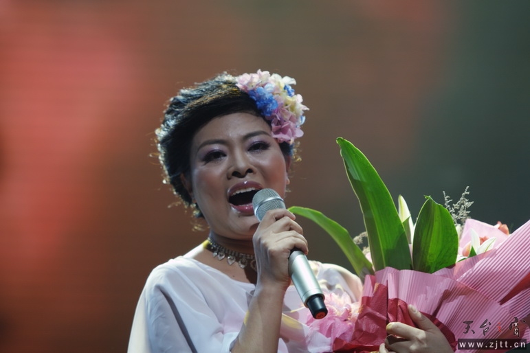 IMG_6933_调整大小.jpg