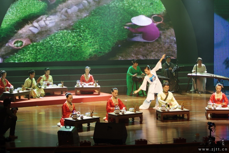 IMG_6985_调整大小.jpg