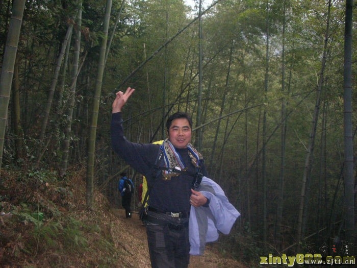 143503j0l1ef8wgjyl1lly.jpg