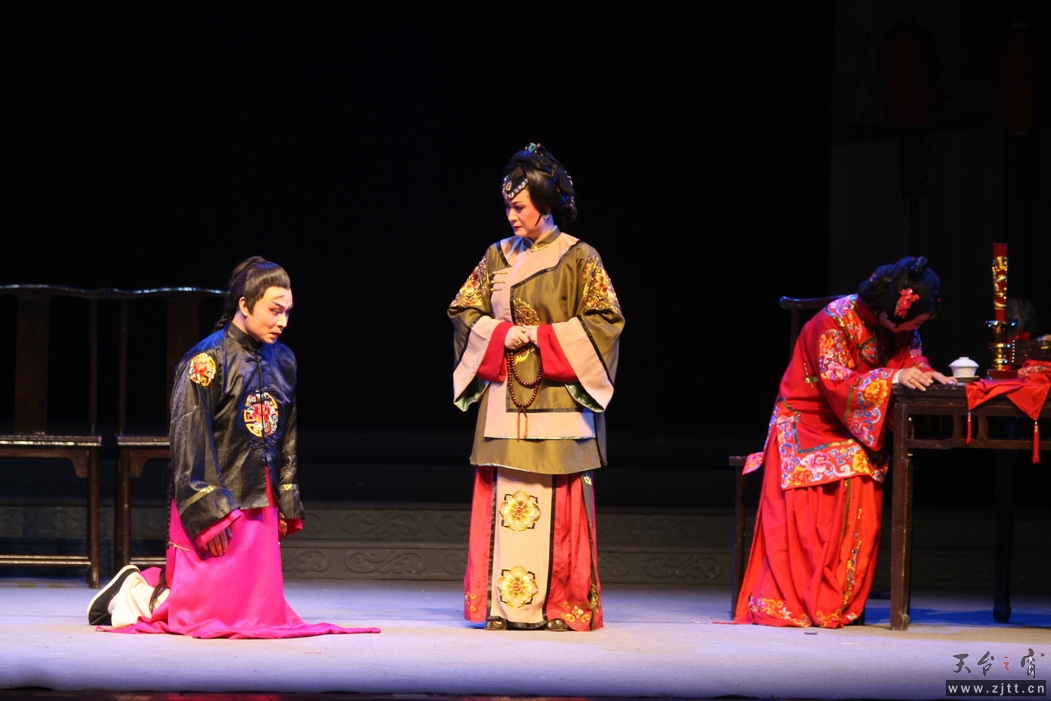 IMG_6896_缩小大小.JPG