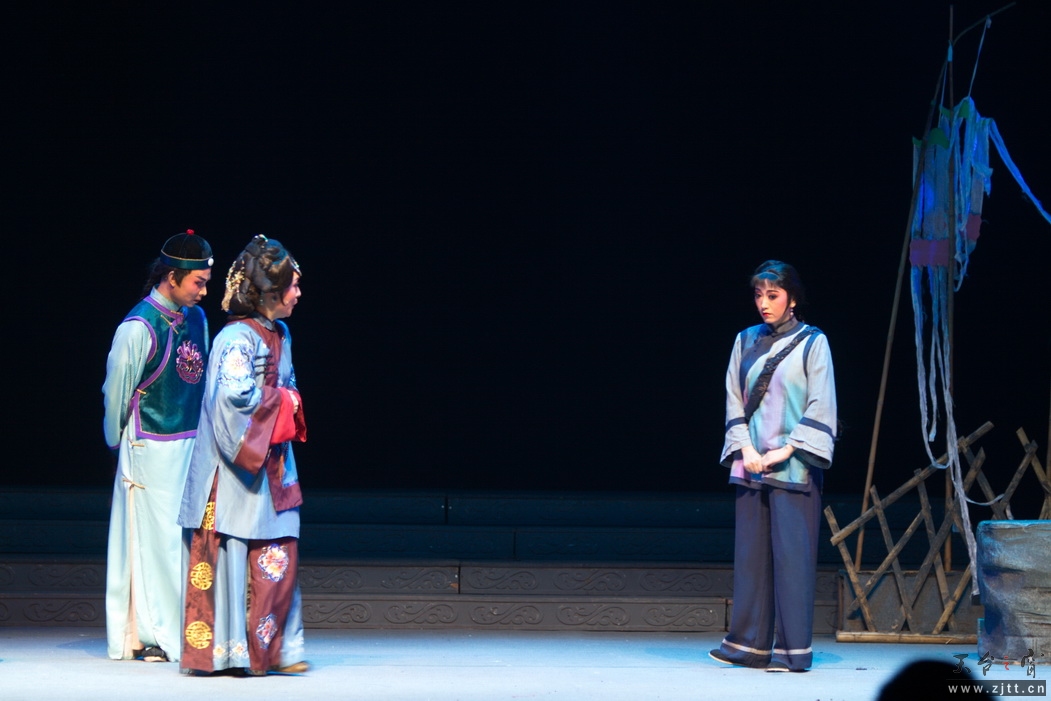 IMG_7405_缩小大小.jpg