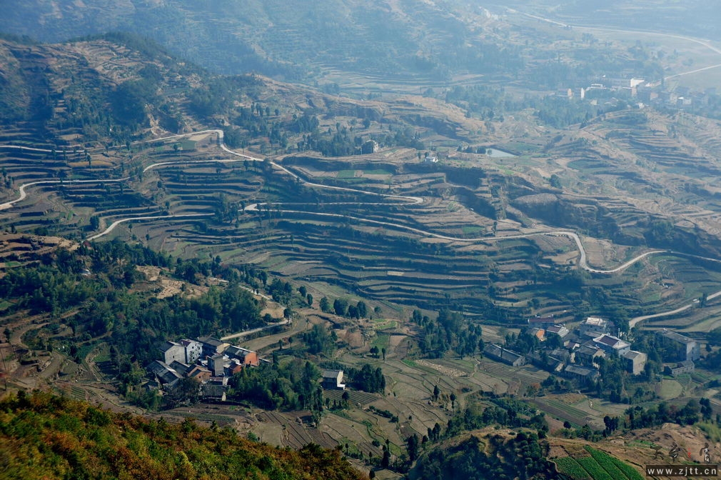 DSC01982_缩小大小.jpg