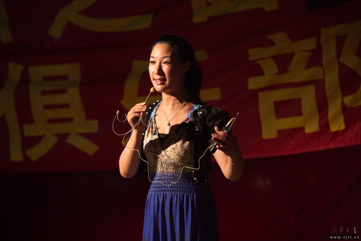 125A1518_调整大小.jpg