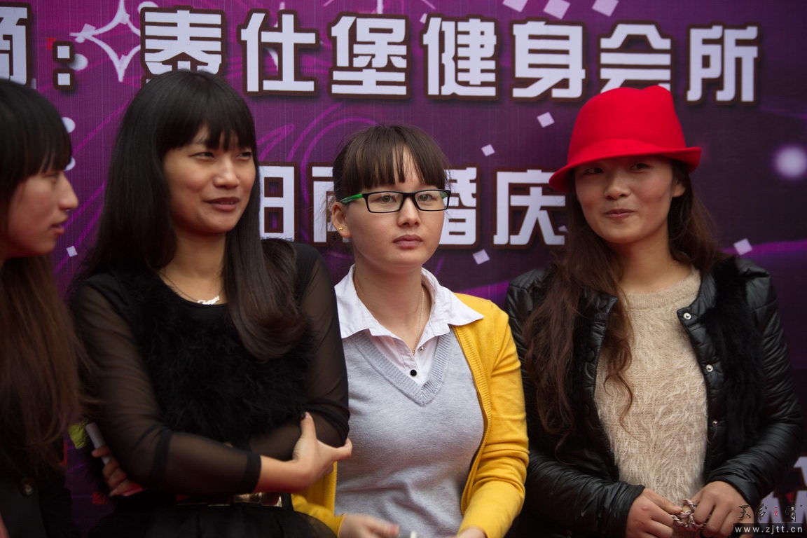 125A6128_调整大小.jpg
