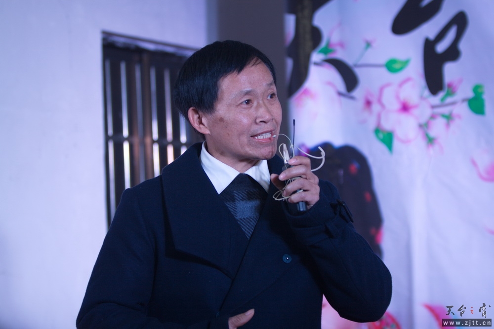 IMG_1585_调整大小.jpg