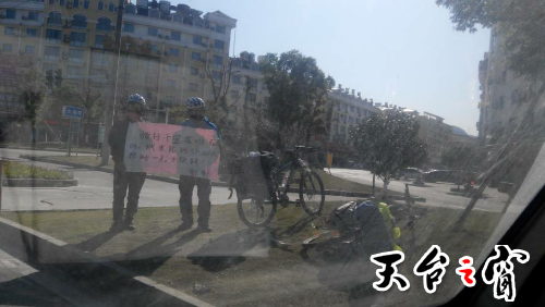 b6e3c984beeea32.jpg