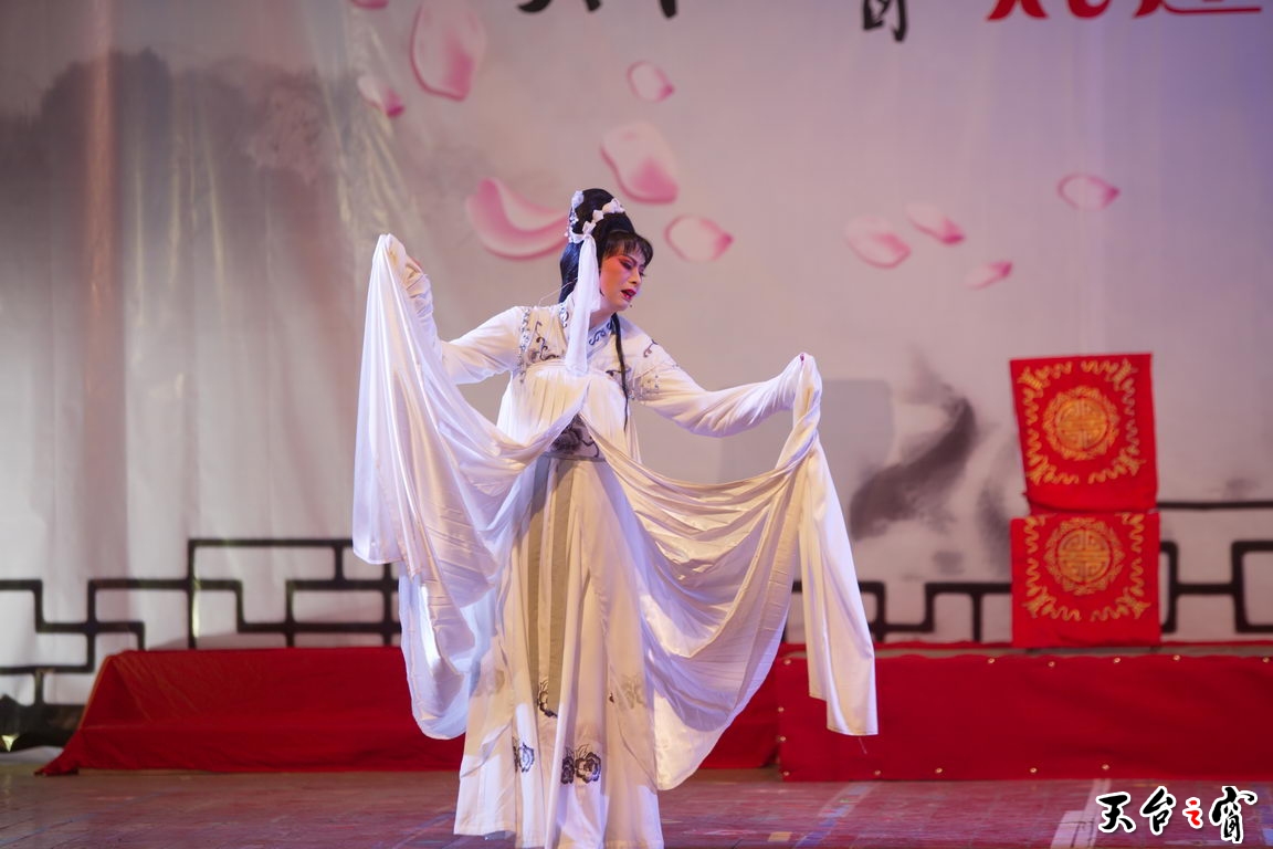 125A1130_调整大小.jpg