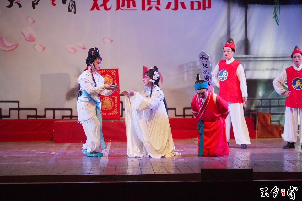 125A1216_调整大小.jpg