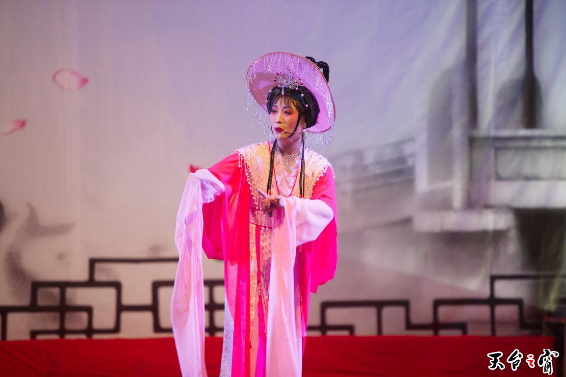 125A1525_调整大小.jpg