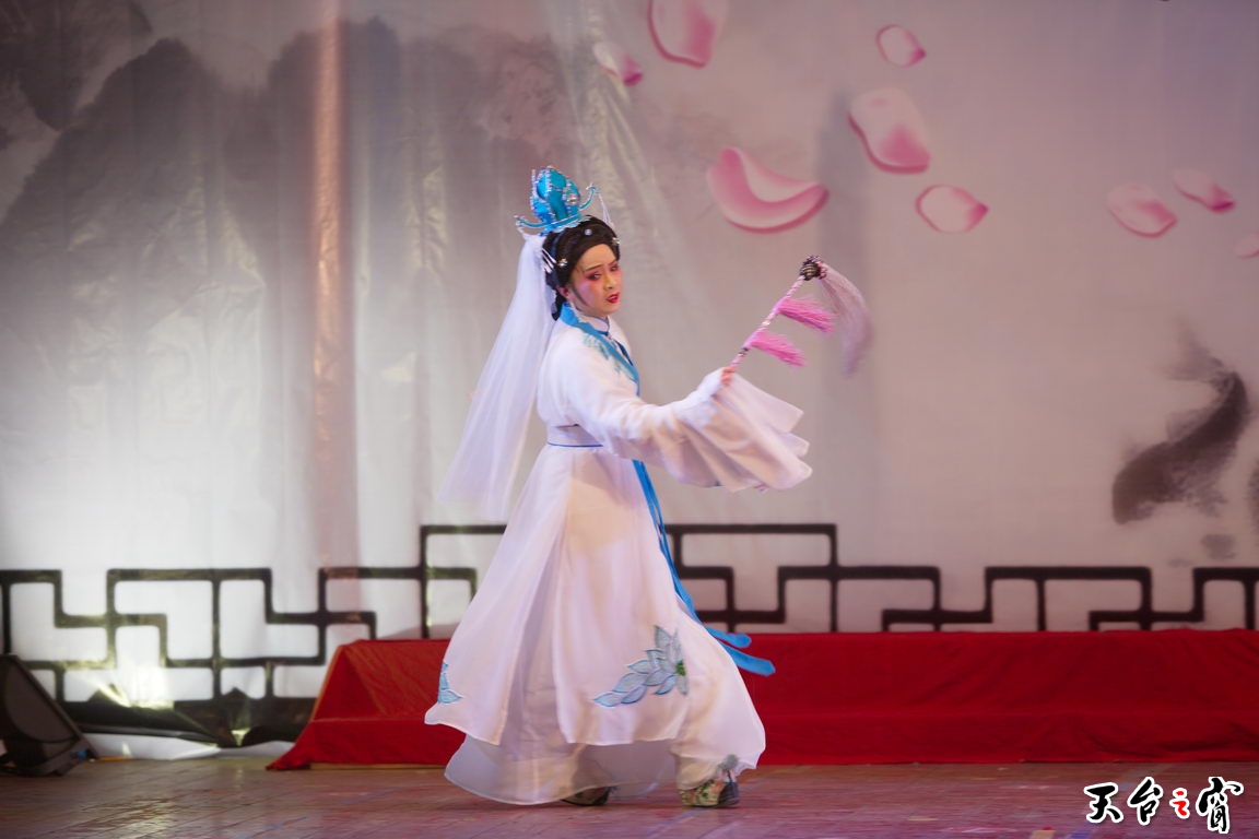125A1308_调整大小.jpg