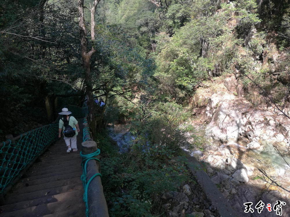IMG_20161004_095659_调整大小.jpg
