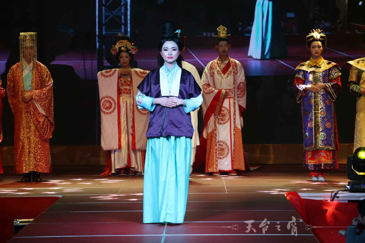 IMG_8760_调整大小.JPG