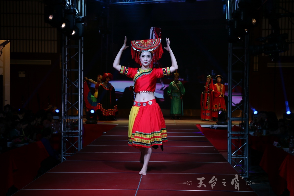 IMG_8860_调整大小.JPG