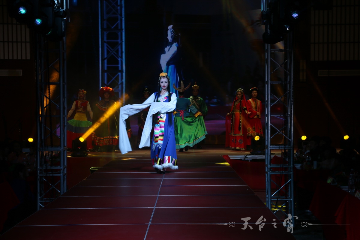IMG_8880_调整大小.JPG