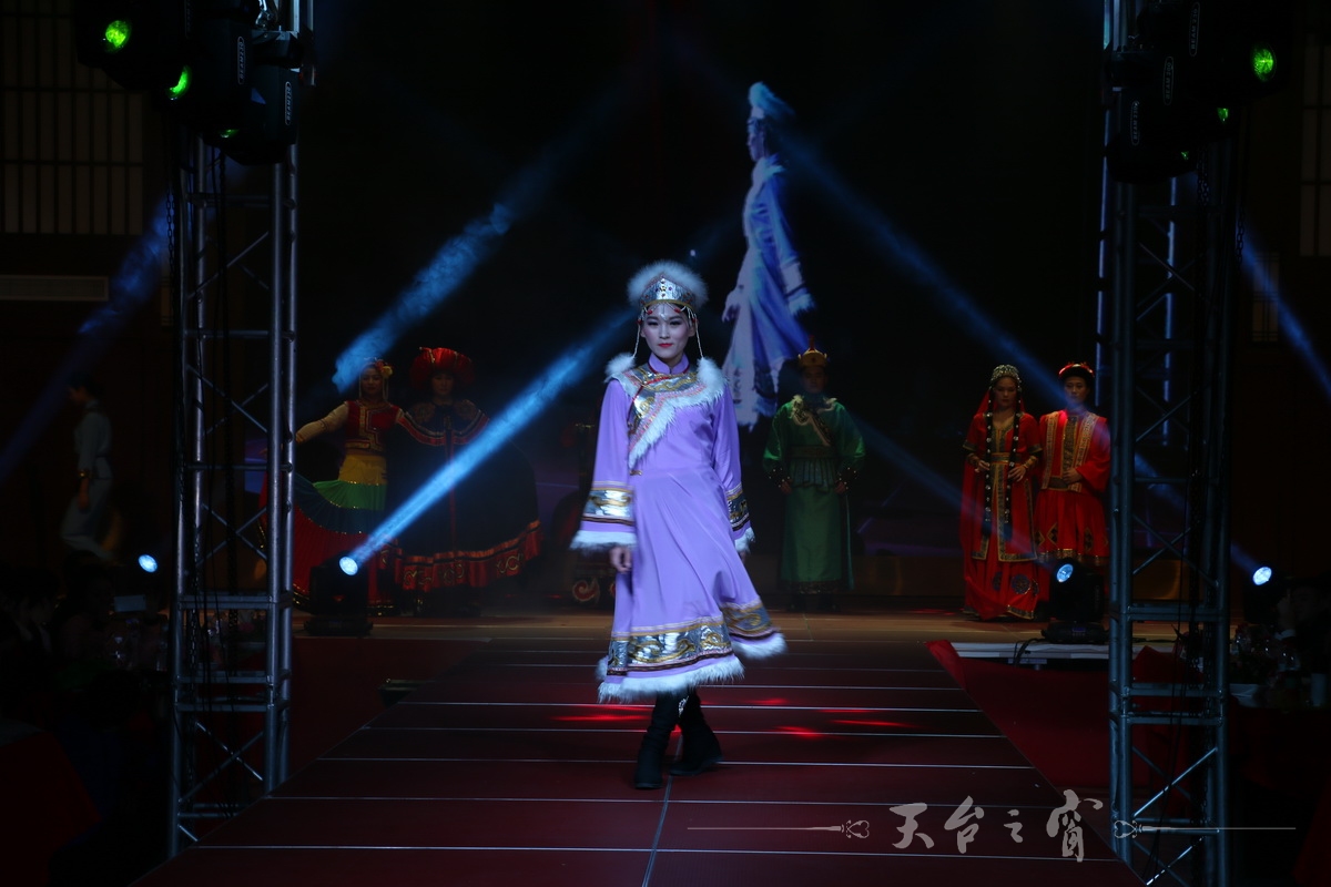 IMG_8903_调整大小.JPG