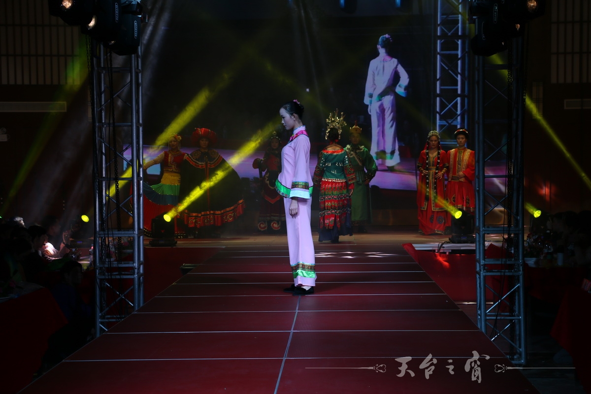 IMG_8943_调整大小.JPG