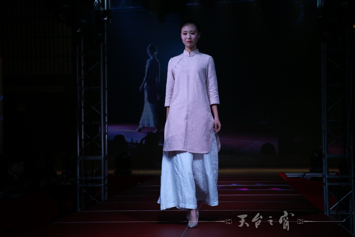 IMG_9027_调整大小.JPG