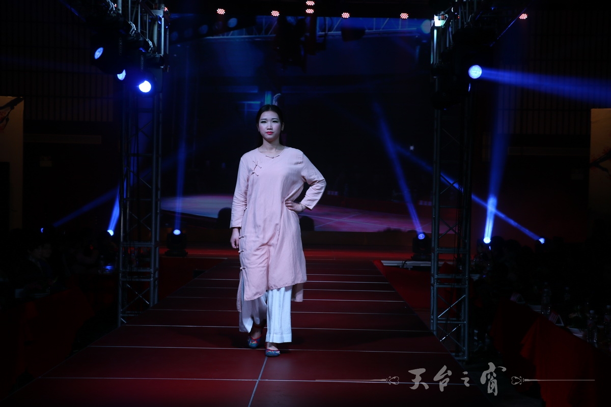 IMG_9034_调整大小.JPG