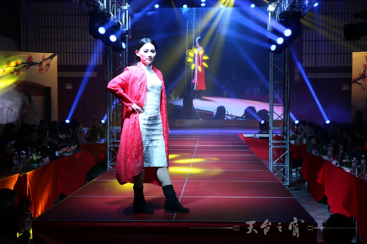 IMG_9054_调整大小.JPG