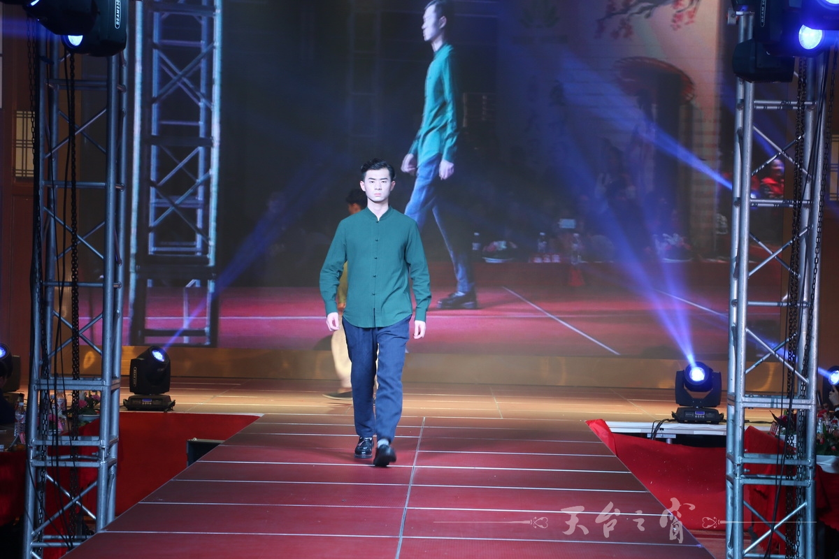 IMG_9120_调整大小.JPG