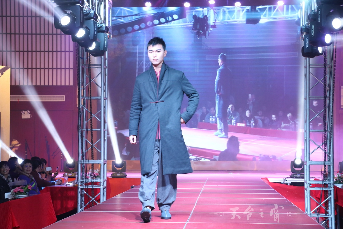 IMG_9164_调整大小.JPG