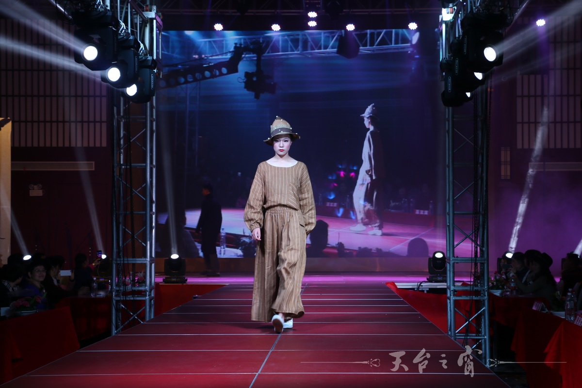 IMG_9166_调整大小.JPG