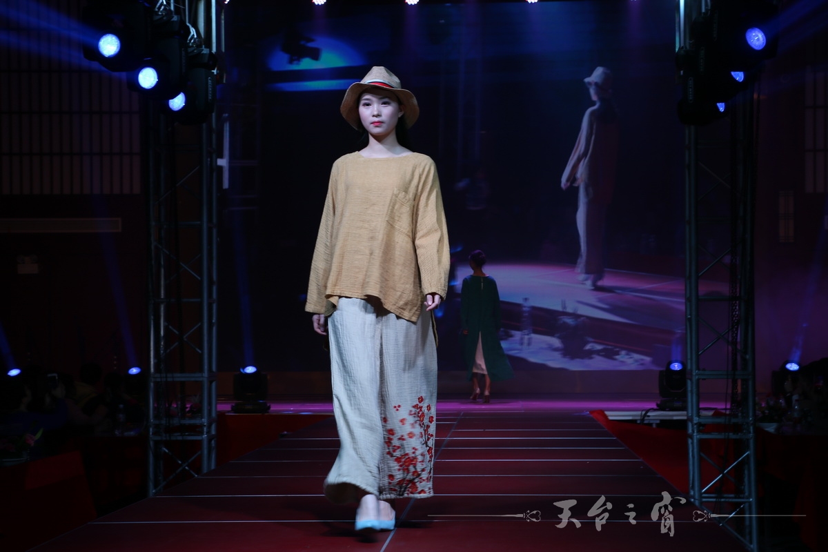 IMG_9174_调整大小.JPG
