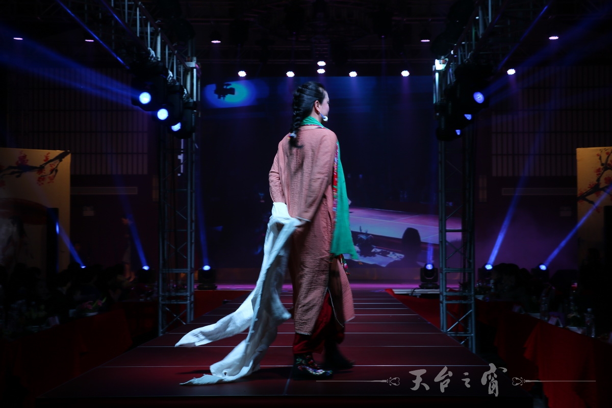 IMG_9227_调整大小.JPG