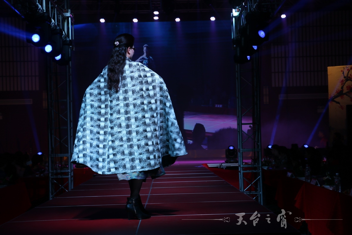 IMG_9260_调整大小.JPG