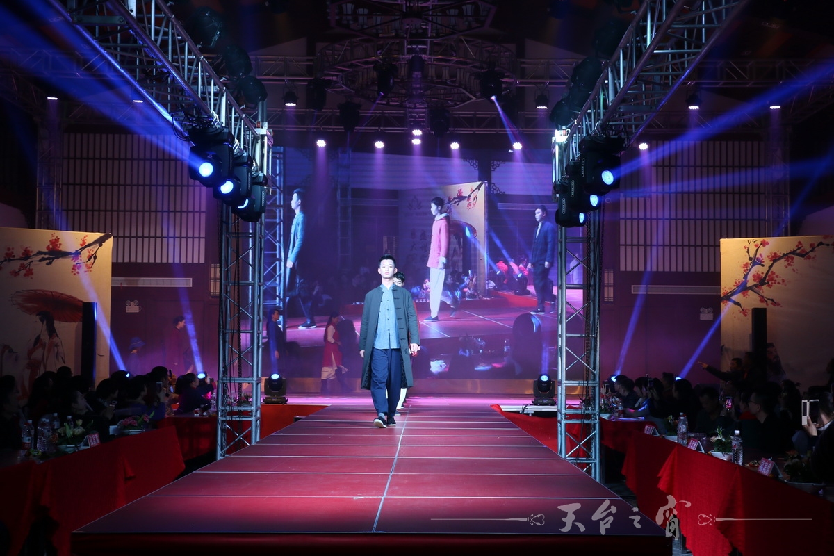 IMG_9327_调整大小.JPG