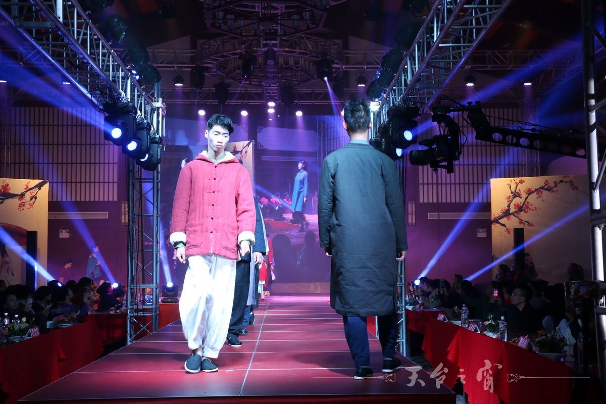 IMG_9330_调整大小.JPG