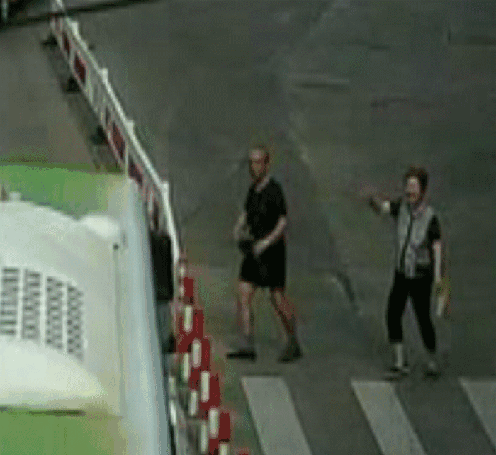 M000C56CggSA1m1ZziAE6TGABp1288Vhhs216.gif