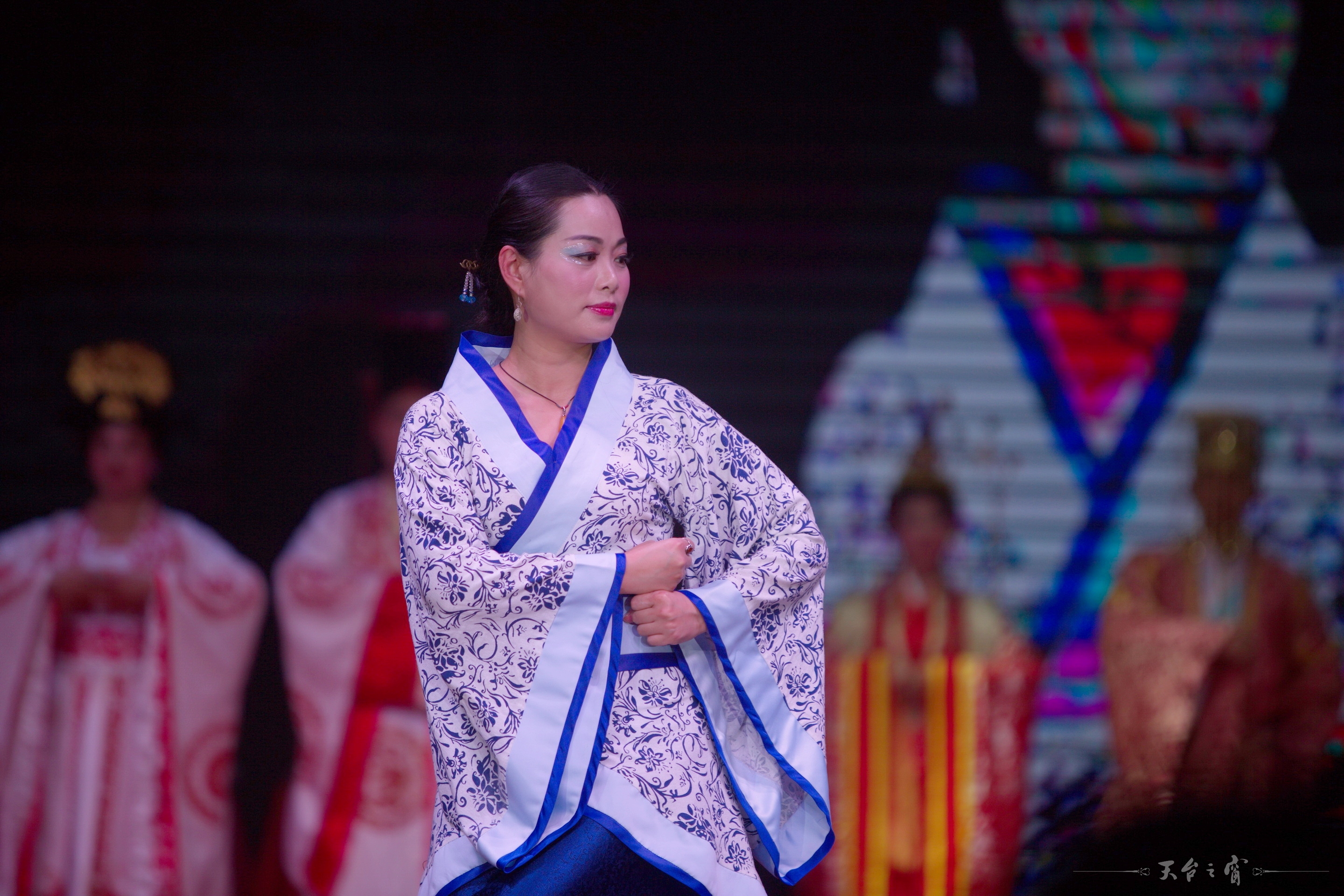 125A5770_调整大小_exposure.jpg