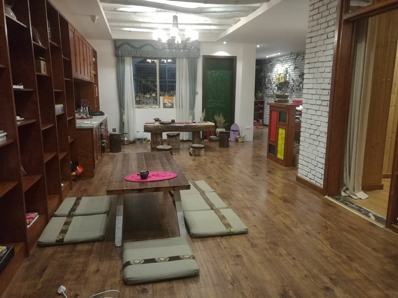 微信图片_20180207133618_副本.jpg