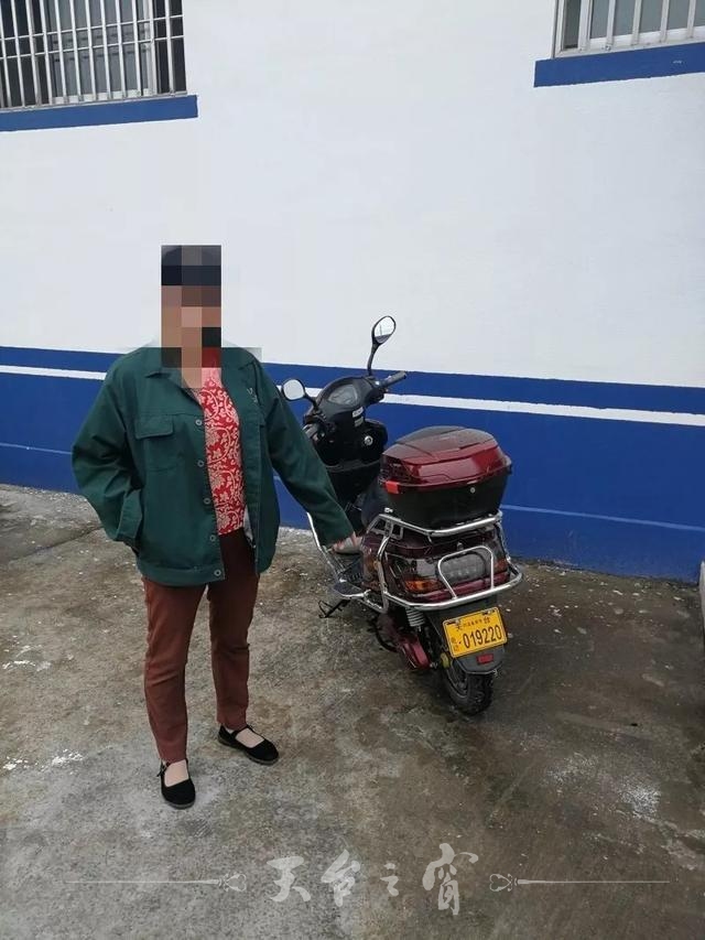 1535118693659ea0e08df6c.jpg