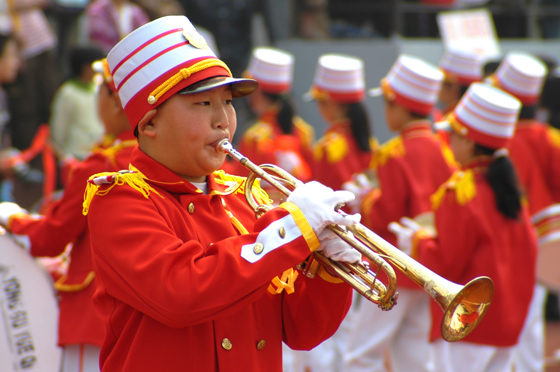 天台县学校"生态德育"工程启动仪式暨少年先锋队成立55周年少先队大检阅