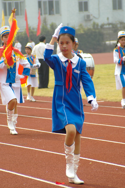 天台县学校"生态德育"工程启动仪式暨少年先锋队成立55周年少先队大检阅