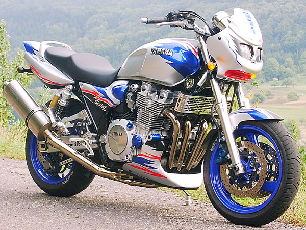 ~~~好多MOTO啊~~~
