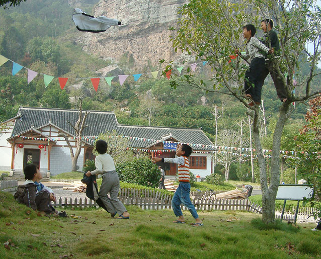 破坏环境--《影像天台》2004.11.12