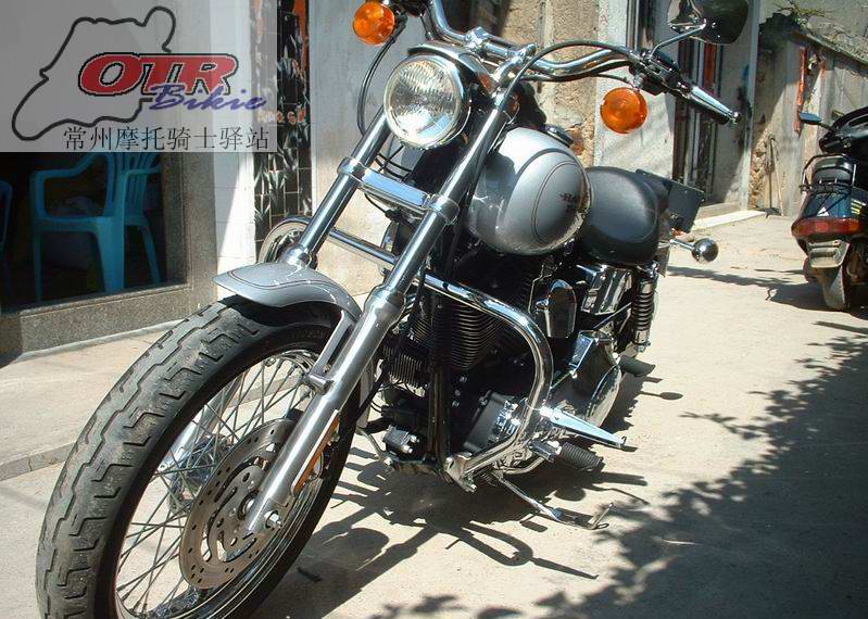 HARLEY-DAVIDSON 1450 DANA
