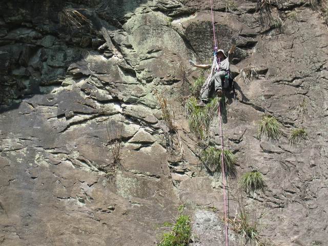 偶贴几张这星期我们在仙居岩降的照片
