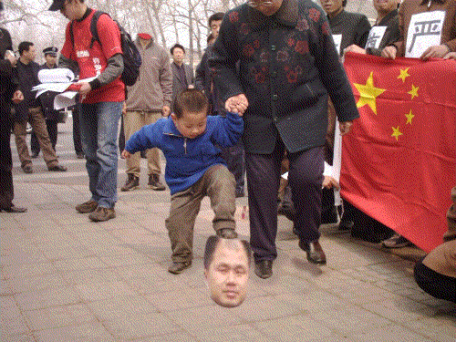 靠 ,这图不猛我切