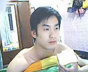 给自己也来一张裸照