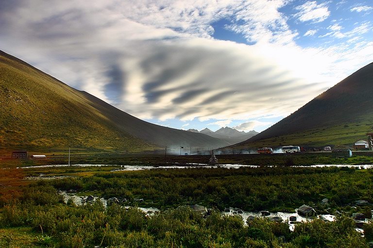 徒步穿越泸沽湖---稻城攻略（路线图）