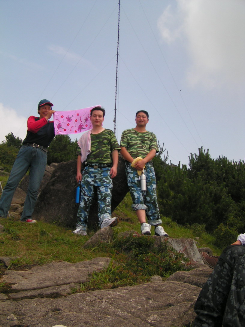 s1P9IbBG.jpg